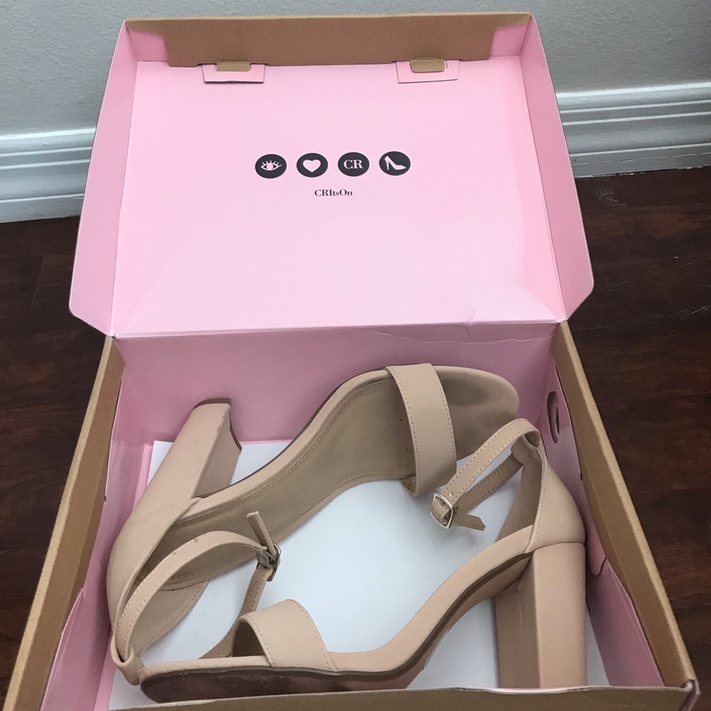 Charlotte Russe Nude Heels - Picture 5 of 6